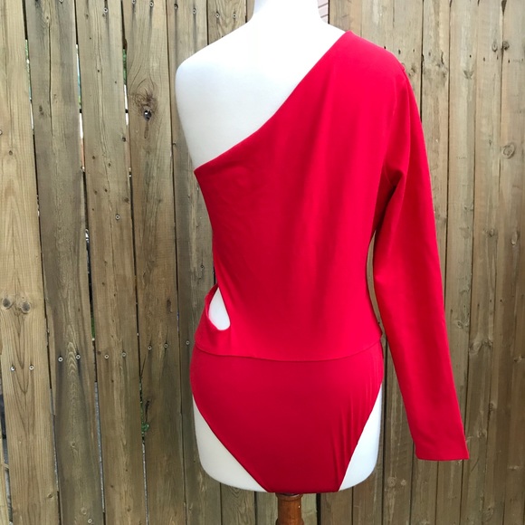H:ours x Revolve Karly Bodysuit in Red - Picture 6 of 7